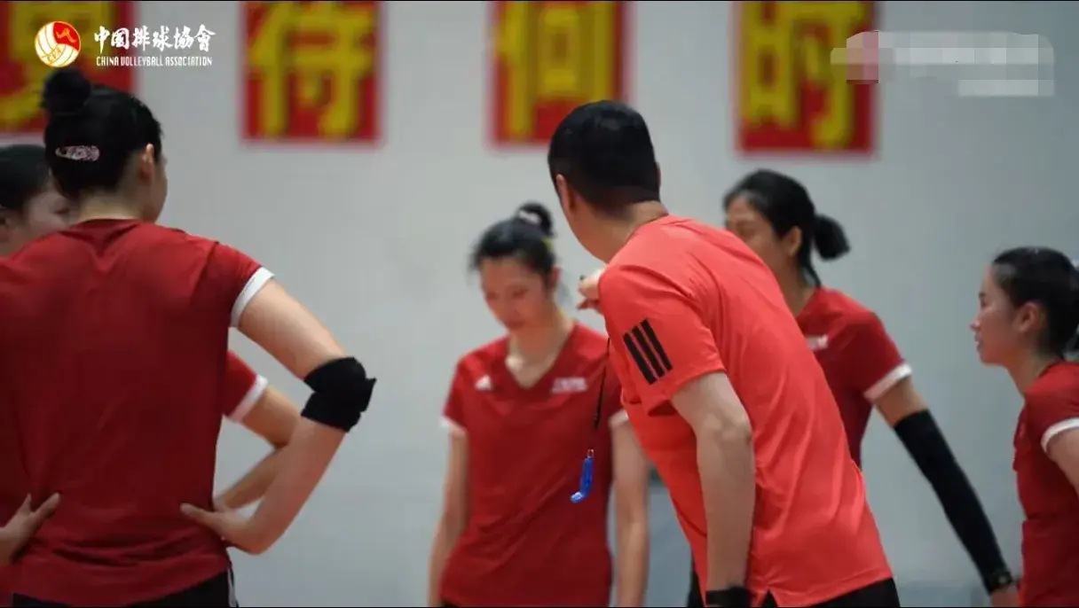 她的软肋, KjH, 董禹含回家