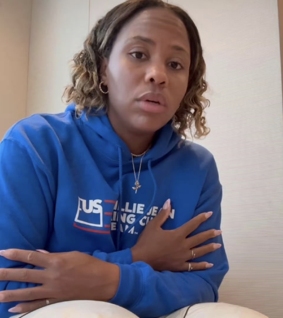 众所周知, 出生在美国, src