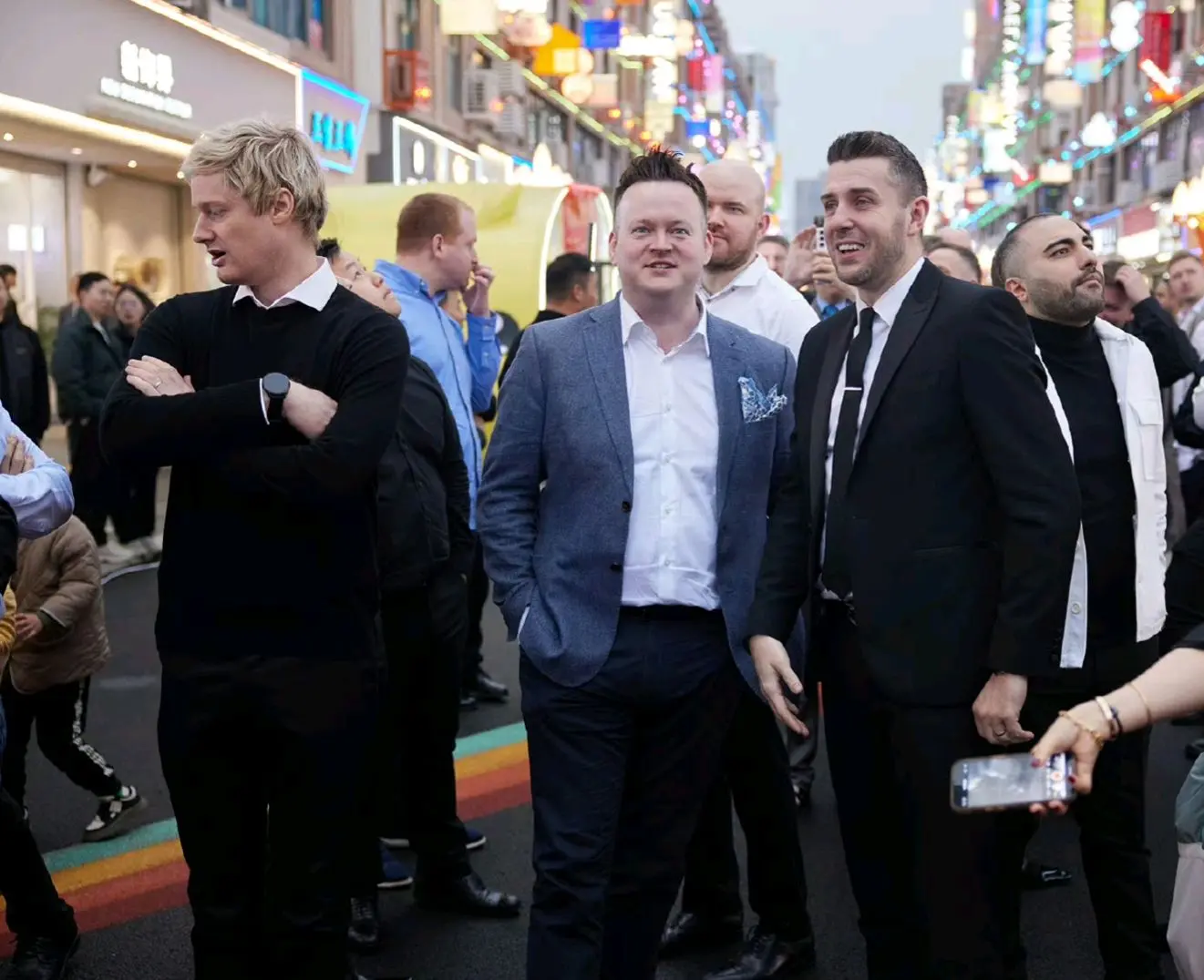 拖至决胜局, 进四强还是, div